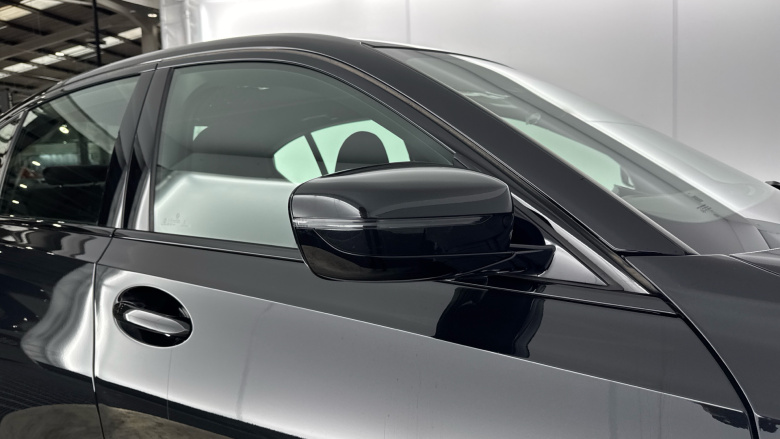 BMW 3 Series 330e 22.3 kWh M Sport 4dr Step Auto Saloon